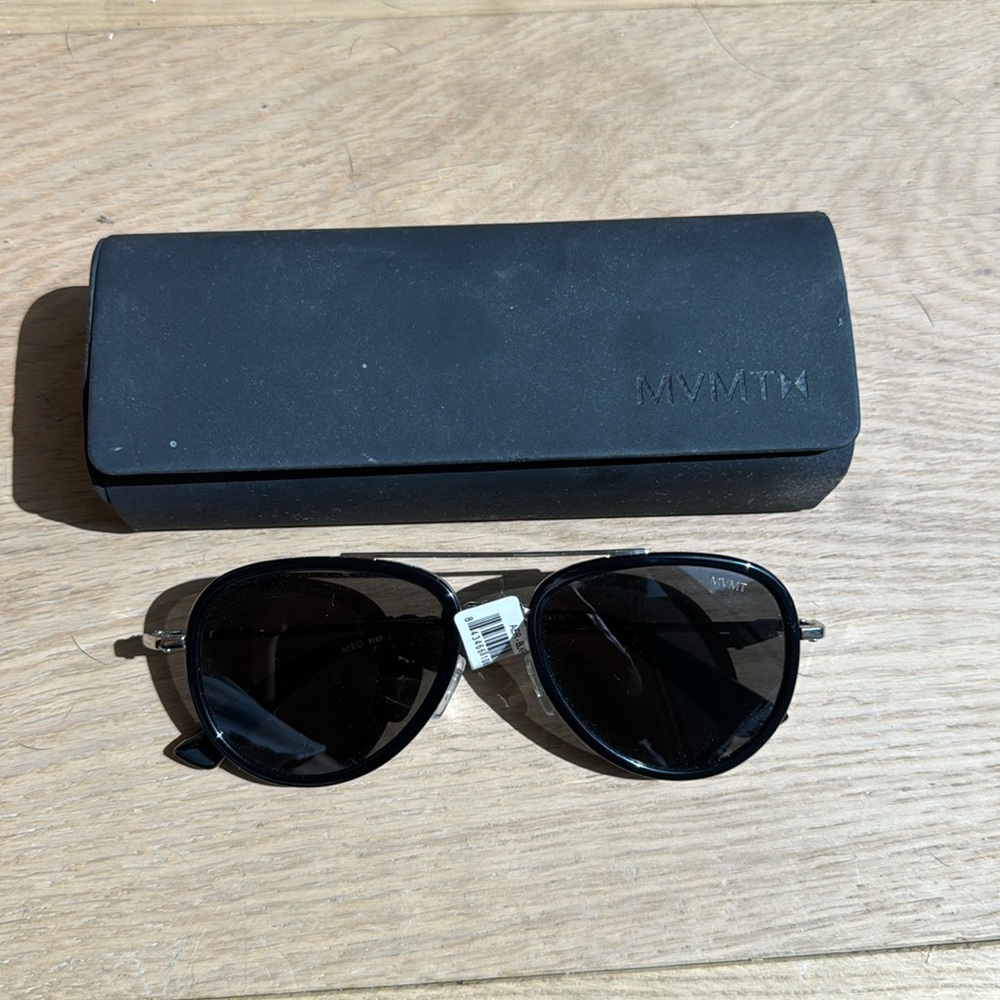 MVMT sunglasses
